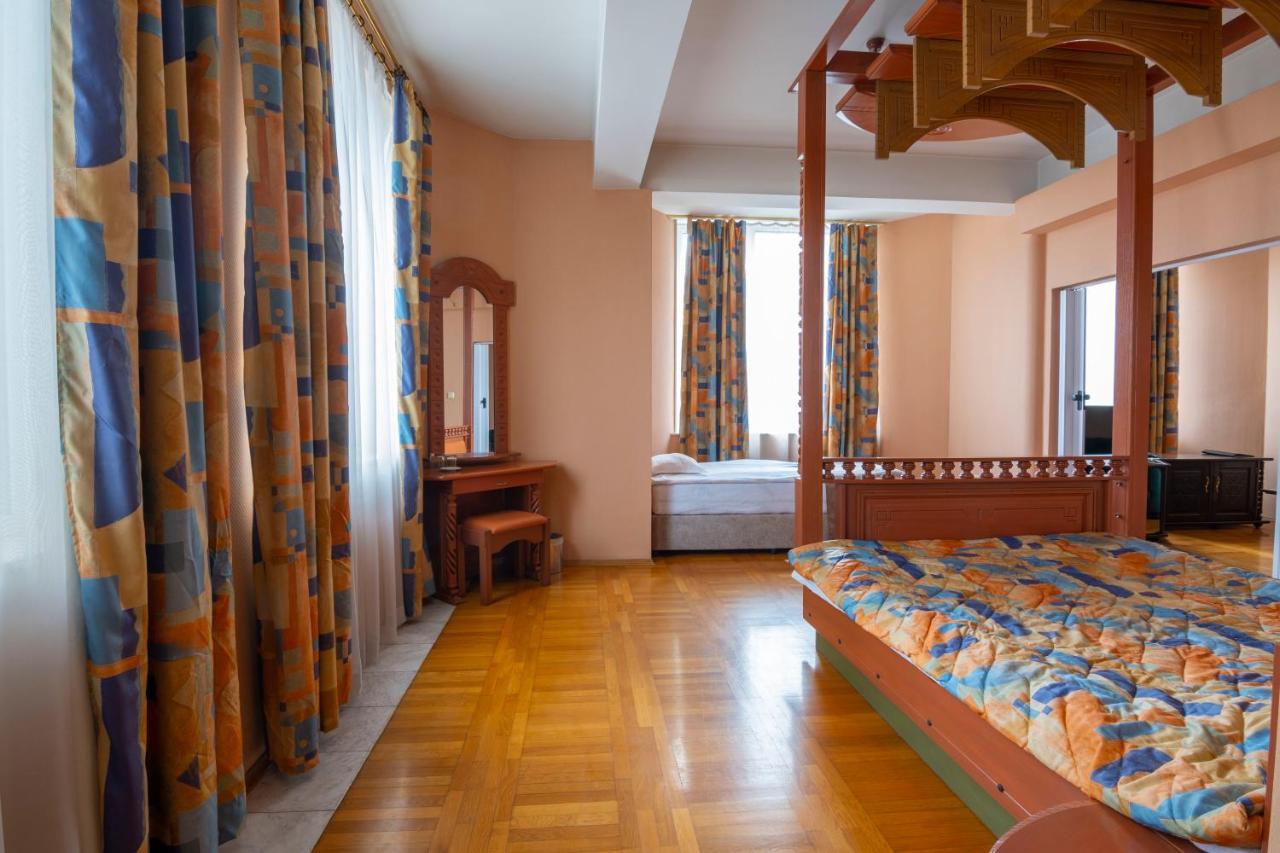 Hotel Slaviani Dimitrovgrad  Exterior photo